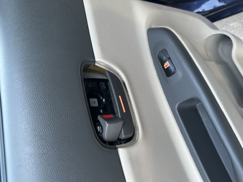 Ракушка дверной ручки Hyundai Accent  2008 1.4 Бензин 