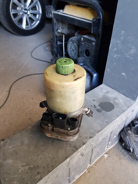 ГУР Skoda Fabia  2003 хетчбек 1.4 Бензин Тячів