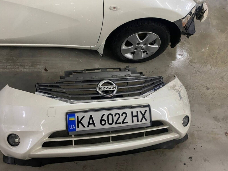 Бампер передний голый 620223VA0B   Nissan Note