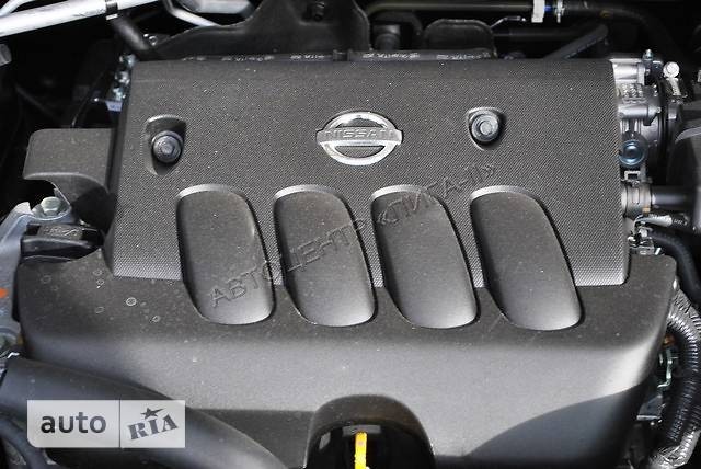 Крышка двигателя Nissan X-Trail T31 2012 г.  2.0 л бензин Ровно