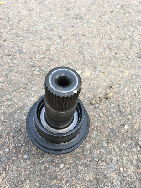 Приводний вал 09A409356A   Volkswagen Sharan