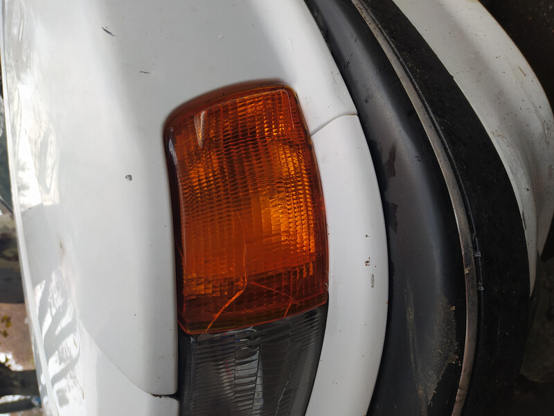 Поворотник левый передний Mitsubishi Galant 6  1988 1.8 Бензин Одесса