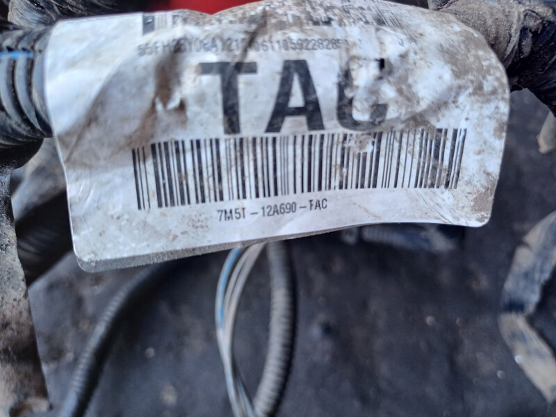 Проводка подкапотная Ford Focus 2 универсал 2008 г.  1.8 л дизель