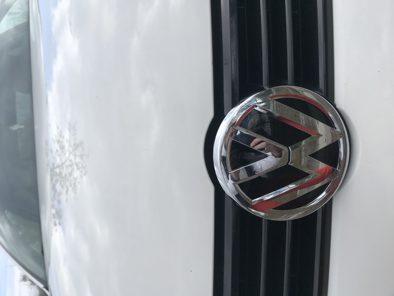 Значек передний Volkswagen Jetta 6  2011 2.5 Бензин Киев