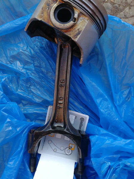 Шатун Suzuki Baleno  2001 1.6 Бензин Тернополь