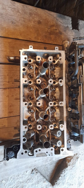 Головка блока двигателя Honda FR-V K20A9 2006 2.0 Бензин Сумы