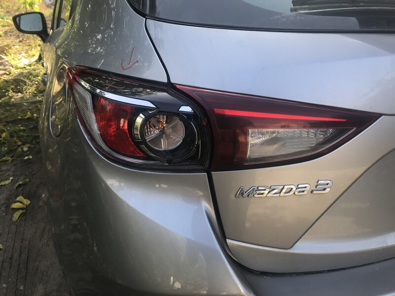 Ліхтар задній зовнішній лівий Mazda 3 BM  2016 хетчбек 2.0 Бензин 