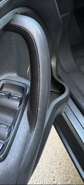 Накладка на ручку двери внутренняя водительская Ford Fiesta MK7  2016 хетчбек 1.6 Бензин Київ