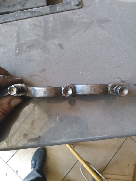 Бугель распредвала Toyota Hiace  2001 2.5 Дизель Одесса