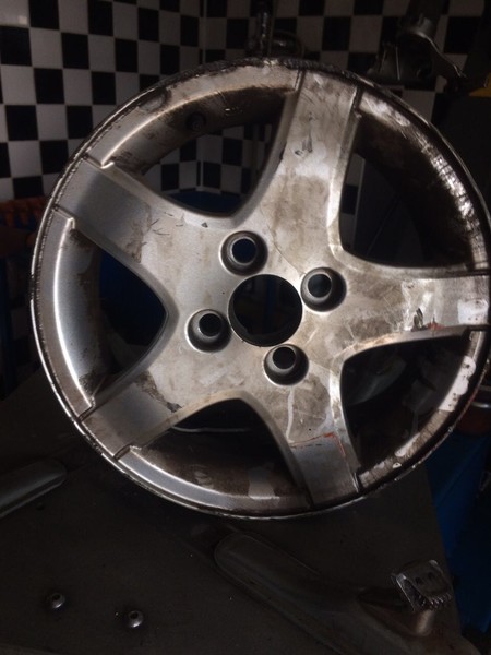 Легкосплавний диск Peugeot 107 хэтчбек 2010 г.  Львов