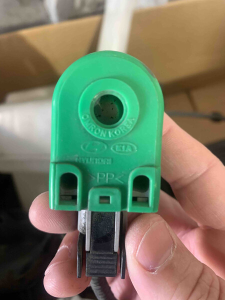 95710c1000 Kia Niro  2017 1.6 Гибрид 