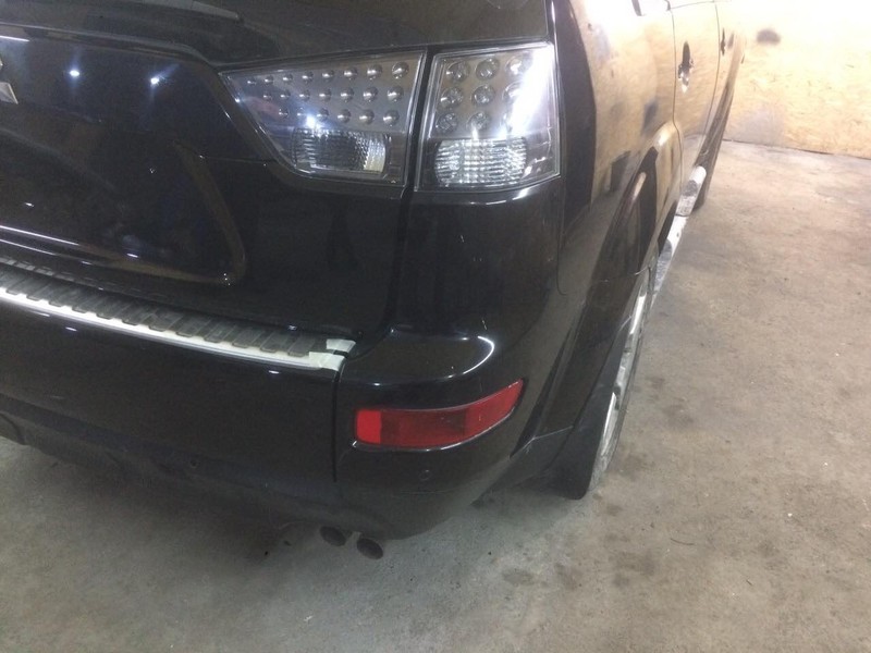 Катафот заднего бампера левый Mitsubishi Outlander XL  2009 2.4 Бензин Одесса