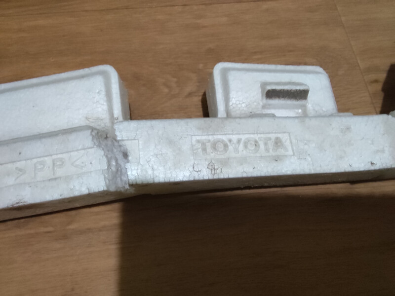 Абсорбер заднего бампера Toyota Corolla E140  2008 1.8 Бензин Овидиополь