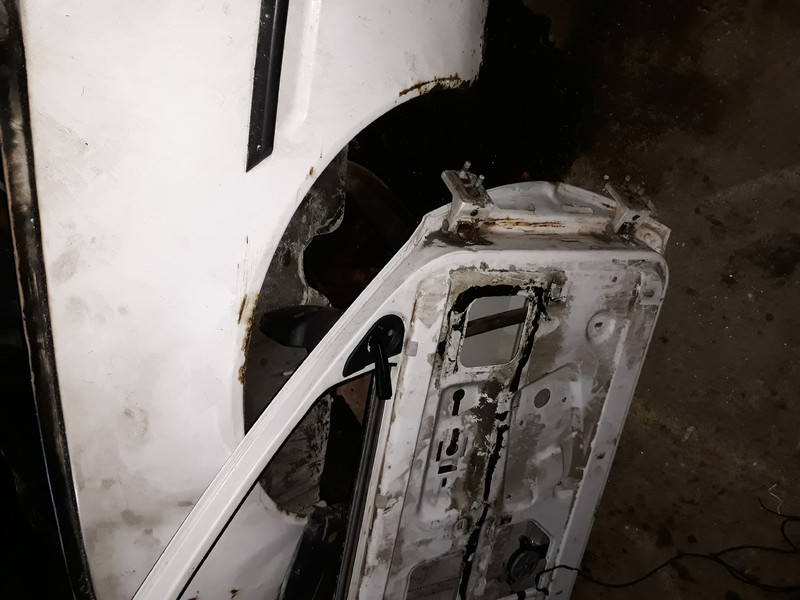 Дверь таврия ЗАЗ 1102 Таврия  2005 хэтчбек 1.2 Бензин Вольнянск