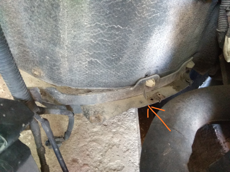 Крепление бампера Audi A4 B8 2012 г.  2.0 л бензин Днепр