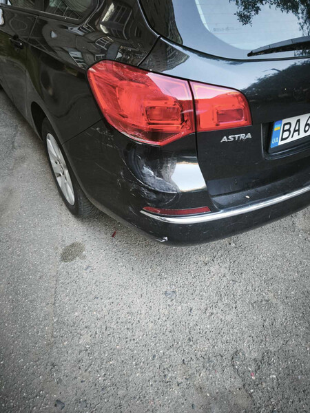 Фонарь задний Opel Astra j tourer универсал 2014 г.