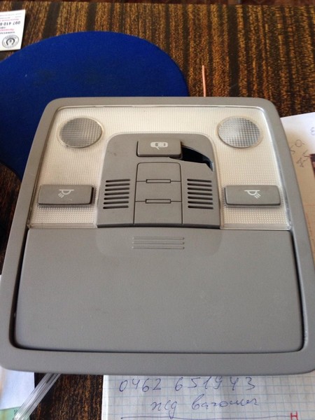 Плафон освещения салона подочечник(Серый) Kia Cee`d универсал 2008 г.  1.6 л бензин Одесса