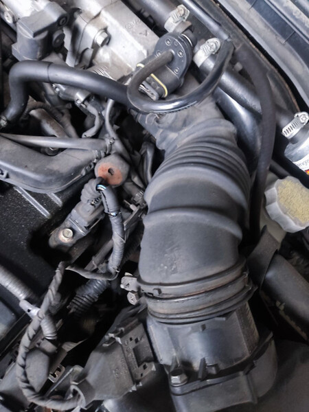 Дроссельный патрубок Hyundai Accent  2007 1.6 Бензин 