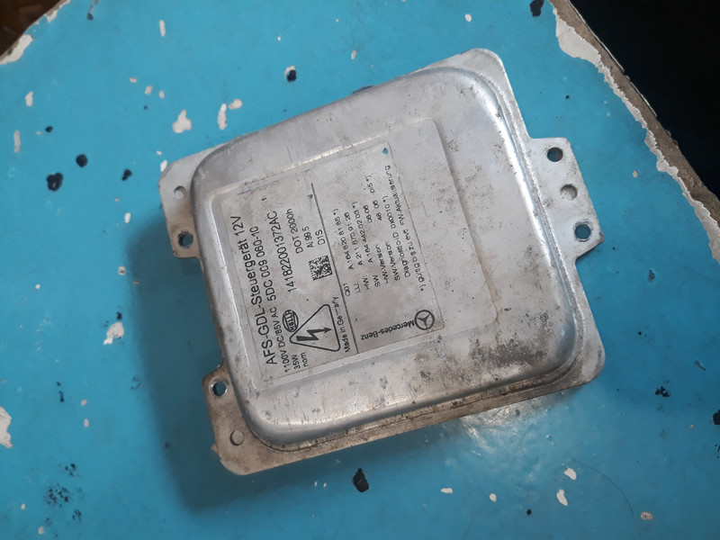 Блок розжига разряда фары ксенон A1648701726   Mercedes GL-Class, Mercedes M-Class