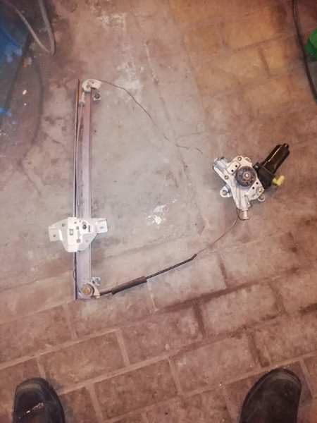 Склопідйомник Hyundai Getz хетчбек 2003 р.  1.1 л бензин Дніпро