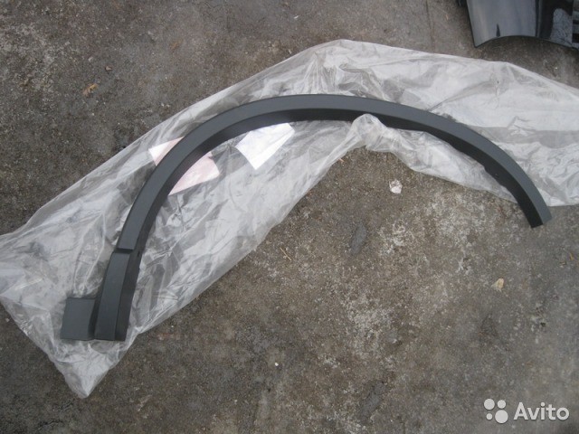 Накладка крыла заднего левого Honda CR-V 3 2008 г.  2.0 л бензин Киев