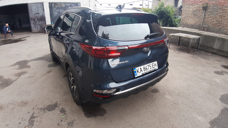 Кришка багажника з ліхтарями (обичні) Kia Sportage 4  2019 1.6 Бензин Киев