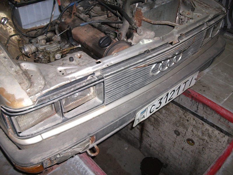 0 301 709 001 Audi 80 б2 1983 2.2 Бензин Бровары