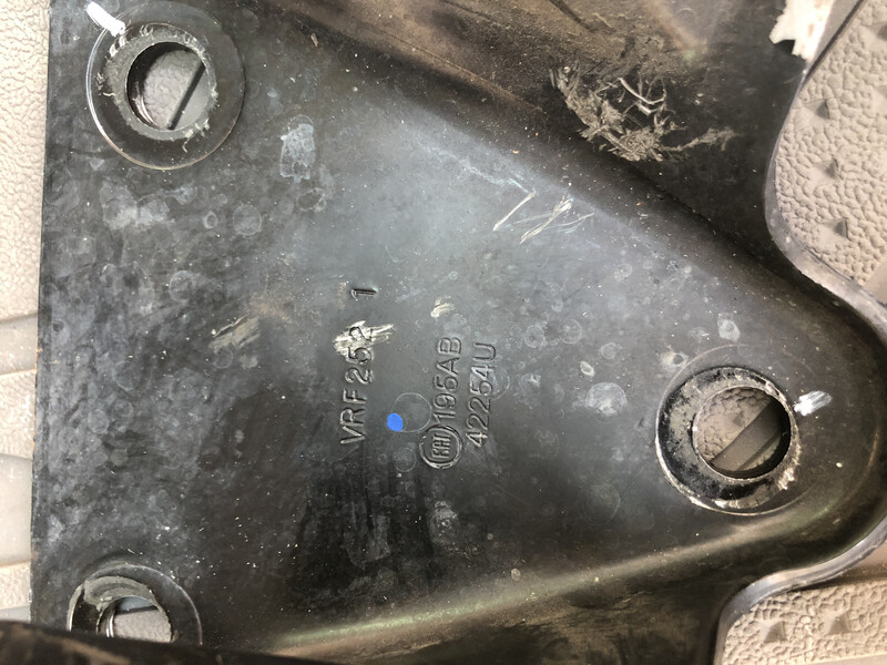 Кронштейн (скоба) крепления задней балки левый Fiat 500  2011 хетчбек 1.4 Бензин Київ