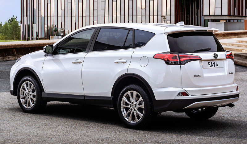 Задний бампер с усилителем Toyota RAV4 2015 р.  2.5 л бензин Київ