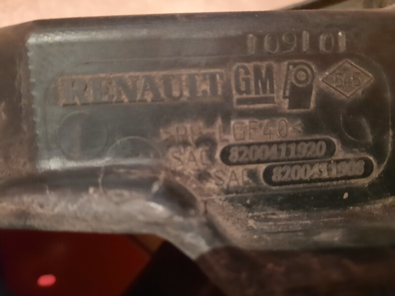 Передняя панель Renault Trafic 2 2008 г.  2.0 л дизель Полтава