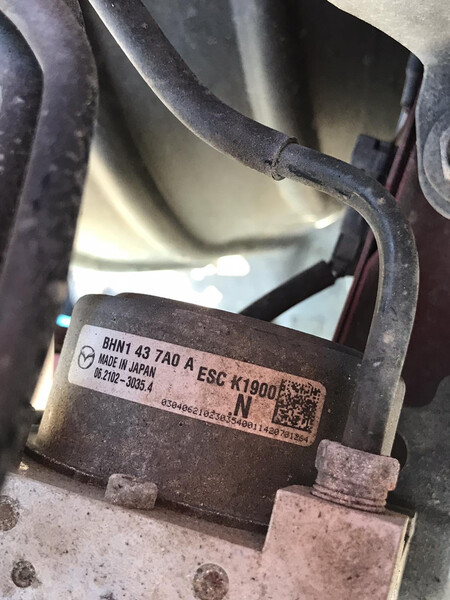 Блок ABS Mazda 3 BM 2014 г.  2.0 л бензин Кременчуг