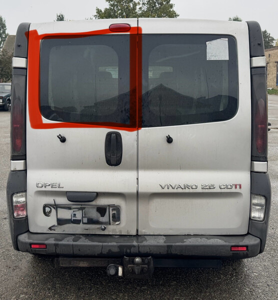 Скло заднє ліве в двері рено трафік Renault Trafic 2  2008 2.0 Дизель Киев
