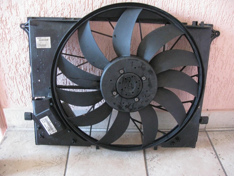 Вентилятор радиатора Mercedes S-Class 2005 г.  6.0 л бензин Киев