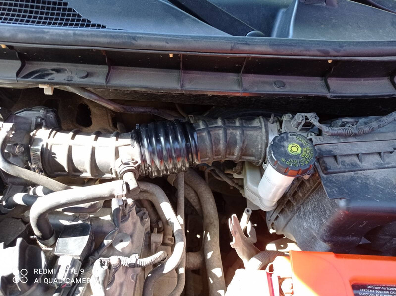 Патрубок воздушного фильтра Nissan Juke  2011 1.6 Бензин Киев