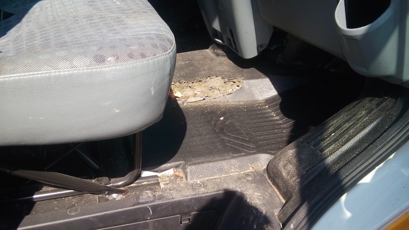 Пол кабины Ford Transit 100T260 2012 г.  2.2 л дизель Черкассы