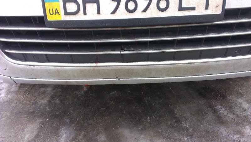 Решітка бампера Volkswagen Touareg американец 2012 р.  3.0 л дизель Одеса