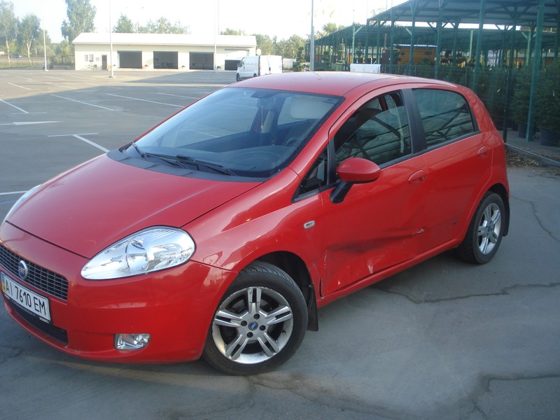 Передняя левая дверь Fiat Grande Punto  2006 14.0 Бензин Киев
