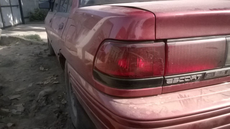 Задние фонари Ford Escort LX 1995 1.9 Бензин Херсон