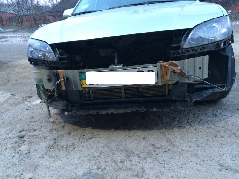 Перед. бампер в сборе под омыватели без правой туманки Mazda 3 BK  2008 2.0 Бензин Хмельницкий