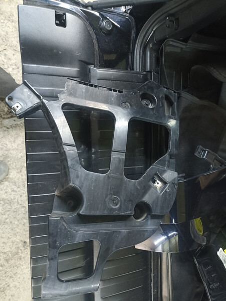 Кронштейн бампера BMW X5 E70  2012 3.0 Бензин 