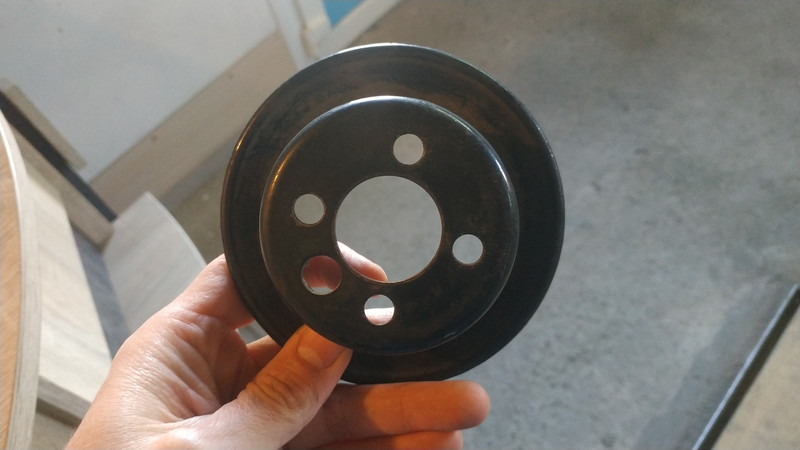 Шків гідропідсилювача 026 105 255 D   Volkswagen Passat