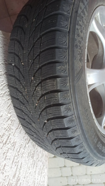 Шины зимние Renault Megane 3  2010 универсал 1.6 Бензин Винница