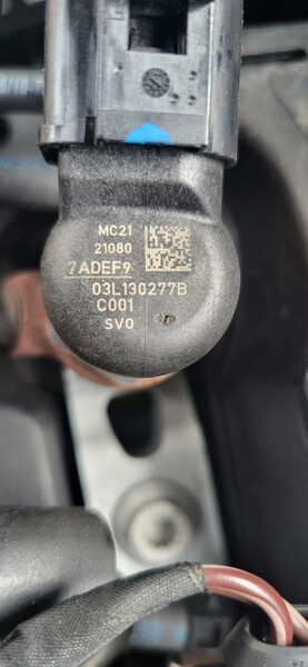 Форсунка Volkswagen Golf 6 универсал 2010 г.  1.6 л дизель