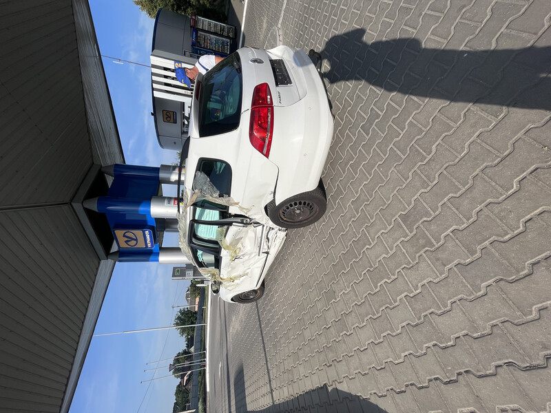 Четверть кузова задняя Volkswagen Passat B7  2011 универсал 1.6 Дизель Дубно