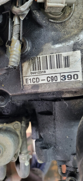 Двигатель комплектный R1CD-C90   Toyota Previa
