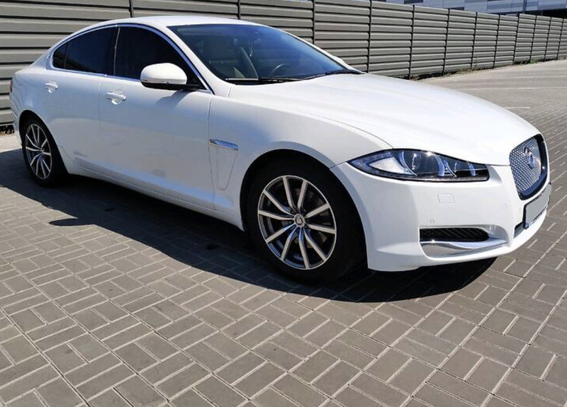 Капот Jaguar XF 2012 г.  3.0 л бензин Смела