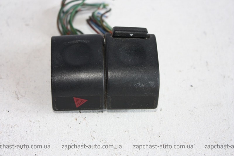 Кнопка аварийки Mitsubishi Colt  1989 хэтчбек 1.5 Бензин Киев