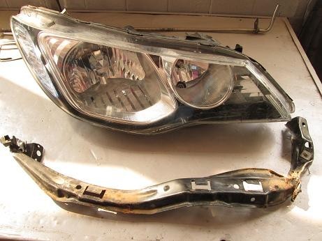 Фара, подфарник, решетка,  Honda Civic 8 2008 г.  1.8 л бензин Львов