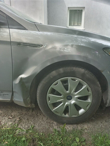 Крило переднє праве Ford Mondeo 4  2011 універсал 2.0 Дизель 