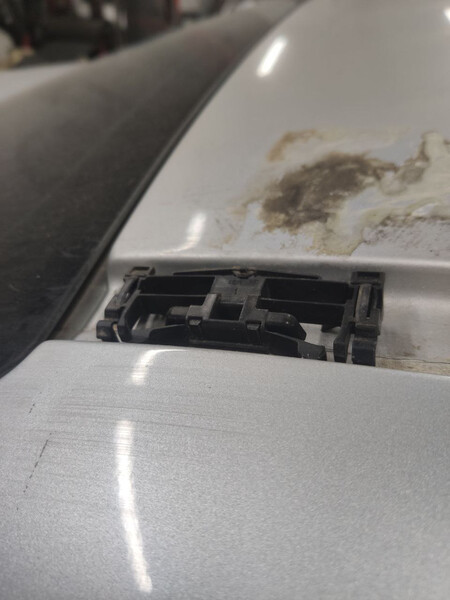 4 защелки молдинга крыши Ford Focus 3  2017 2.0 Бензин 